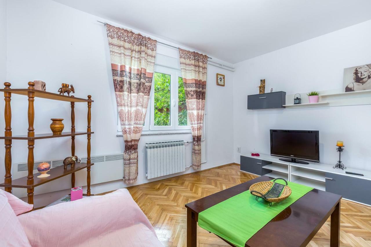 Apartman Lucia リエカ エクステリア 写真