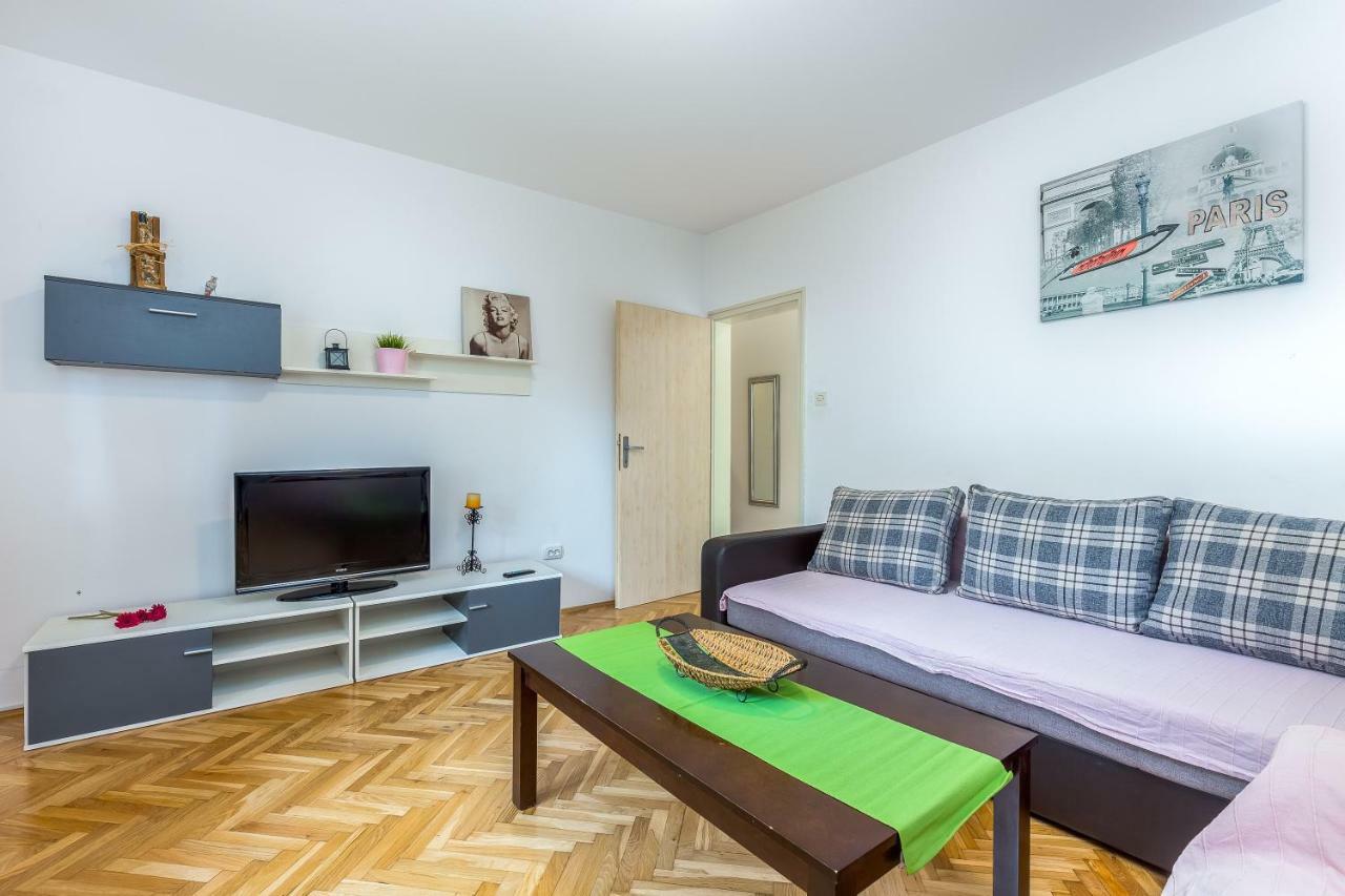 Apartman Lucia リエカ エクステリア 写真